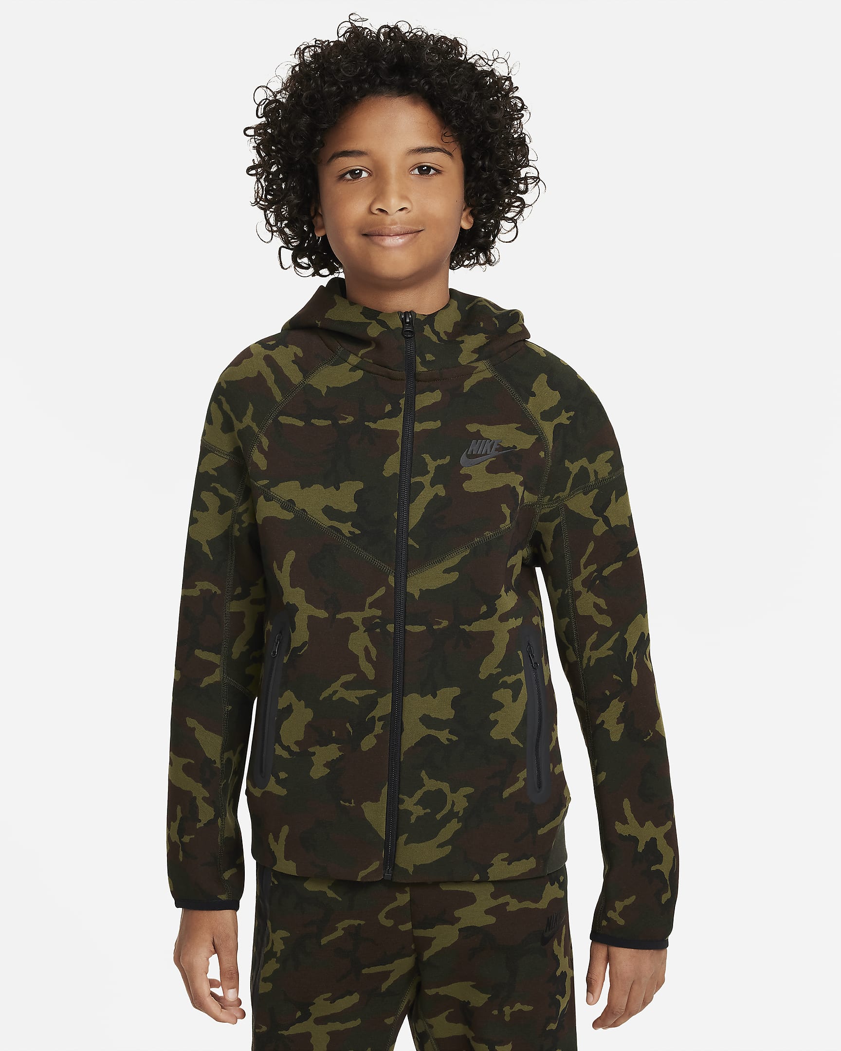Image of Юношески Суитшърт NIKE B NSW TCH FLC CAMO TOP - Ballistic-sport